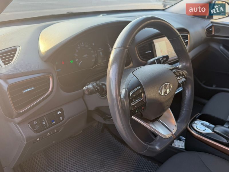 Хэтчбек Hyundai Ioniq 2018 в Тернополе