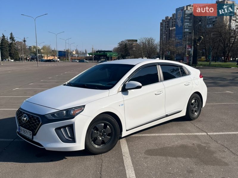 Лифтбек Hyundai Ioniq 2019 в Одессе