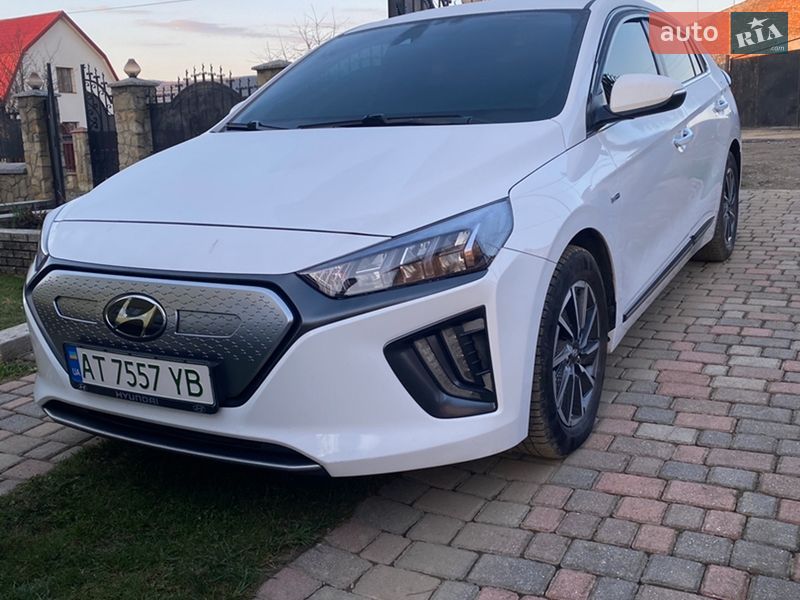Лифтбек Hyundai Ioniq 2019 в Богородчанах