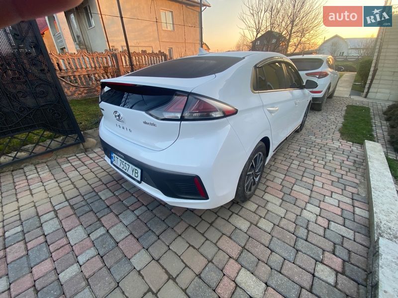 Лифтбек Hyundai Ioniq 2019 в Богородчанах