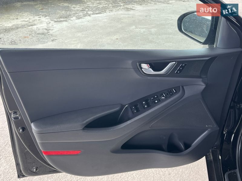 Хэтчбек Hyundai Ioniq 2019 в Виннице