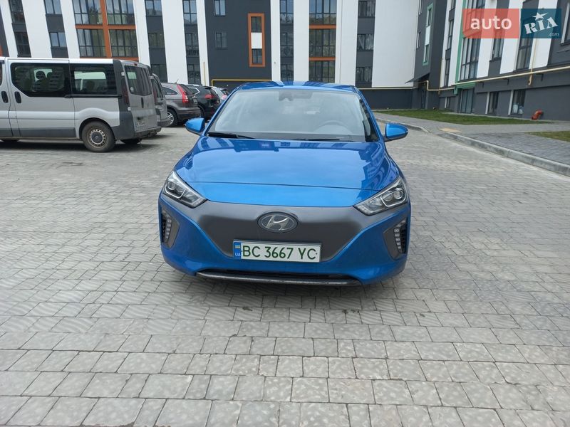 Хэтчбек Hyundai Ioniq 2017 в Шептицькому