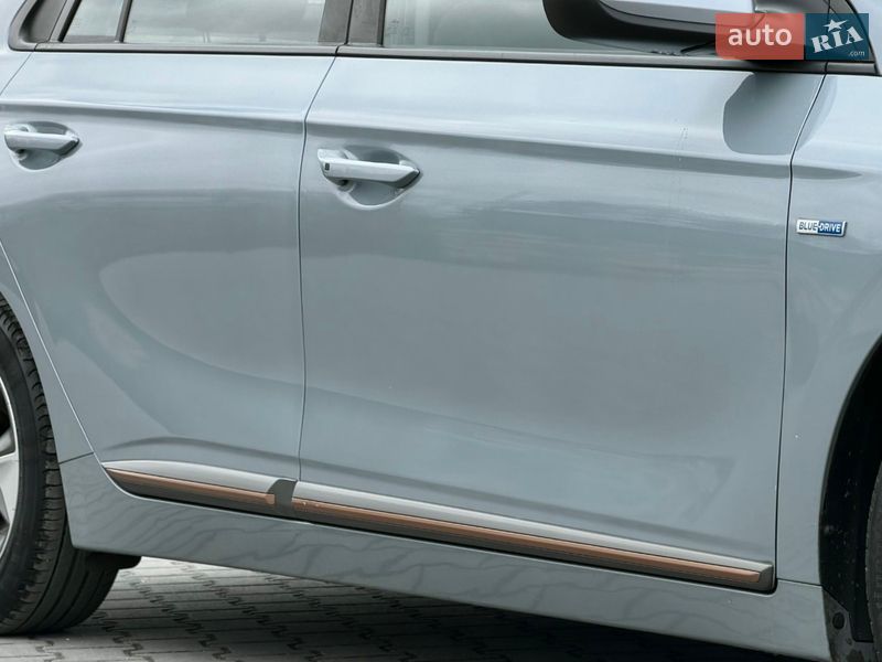 Хэтчбек Hyundai Ioniq 2018 в Тернополе