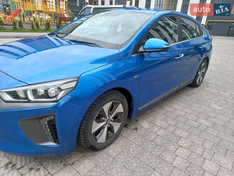 Хэтчбек Hyundai Ioniq 2017 в Шептицькому