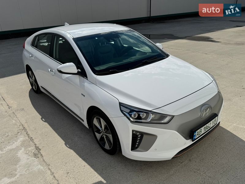 Хэтчбек Hyundai Ioniq 2017 в Виннице фото 60 Хэтчбек Hyundai Ioniq 2017 в Виннице