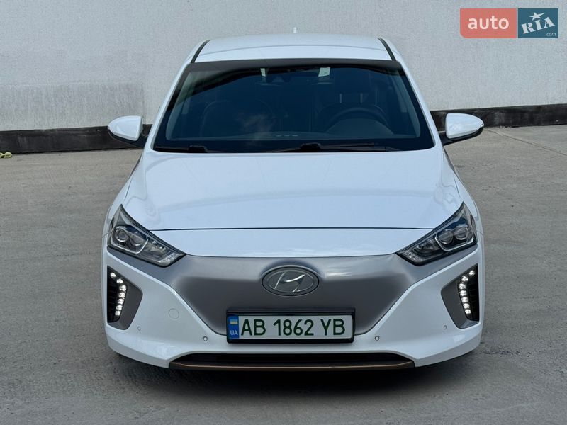 Хэтчбек Hyundai Ioniq 2017 в Виннице фото 65 Хэтчбек Hyundai Ioniq 2017 в Виннице