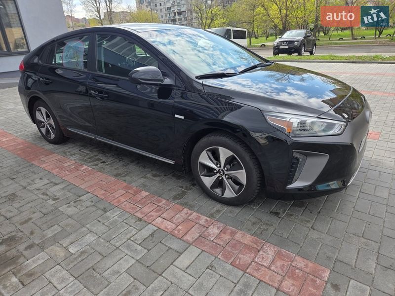 Хэтчбек Hyundai Ioniq 2017 в Черкассах