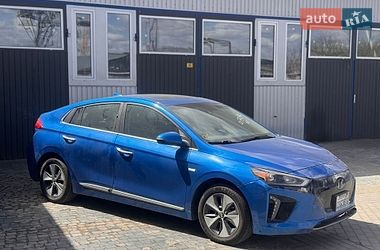 Хэтчбек Hyundai Ioniq 2017 в Ровно