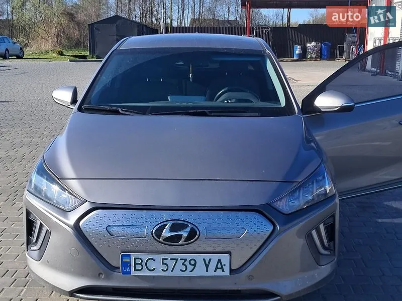 Hyundai Ioniq 2021