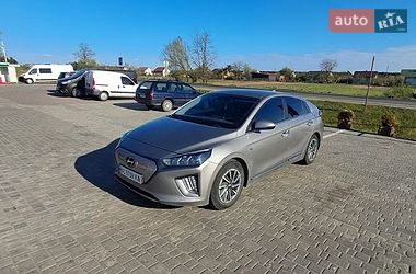 Ліфтбек Hyundai Ioniq 2021 в Львові