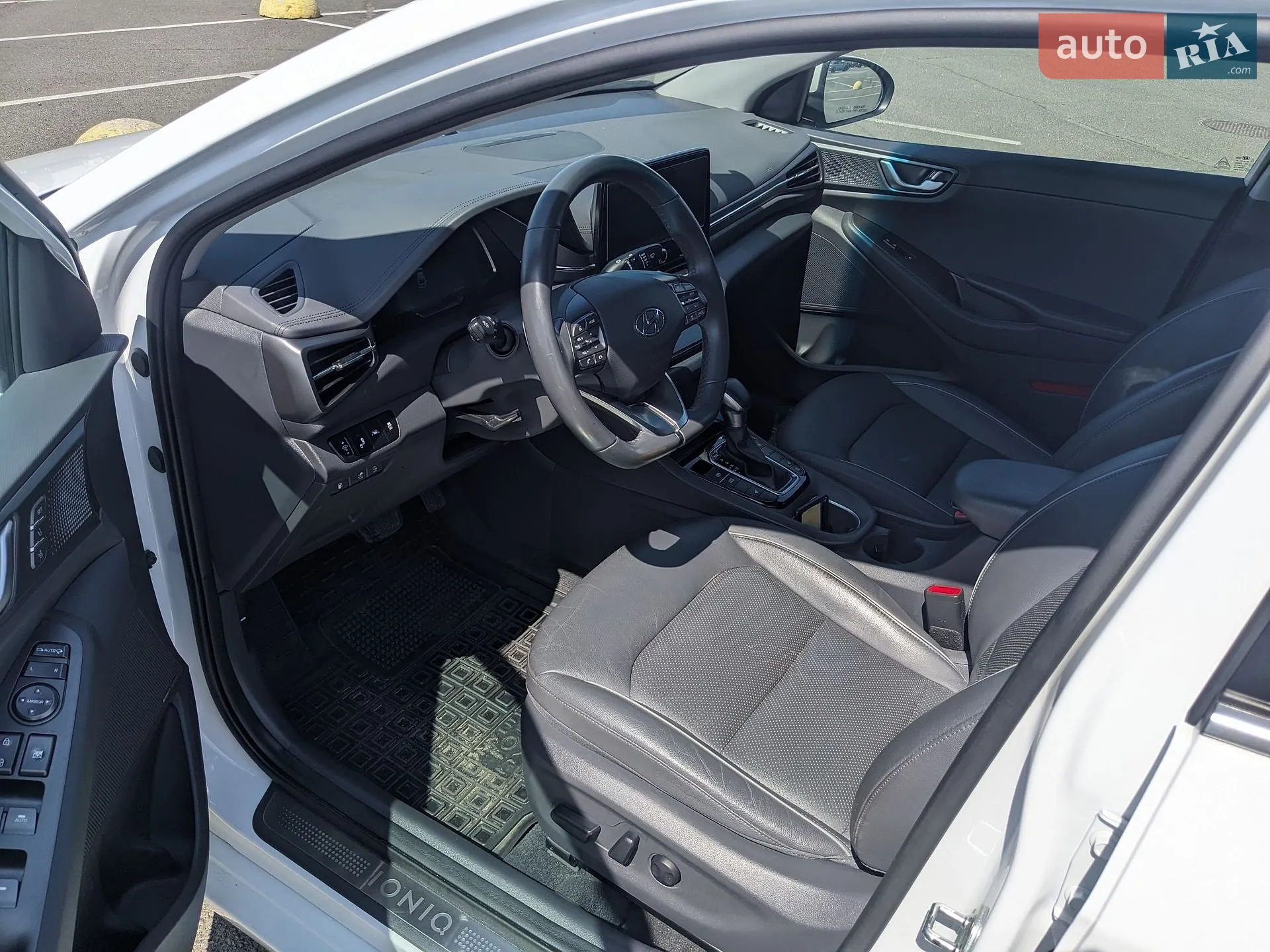 2020 Hyundai IONIQ - мініатюра 19