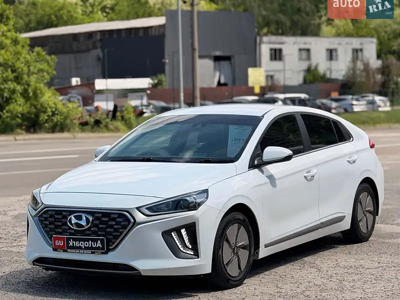 Hyundai Ioniq 2021