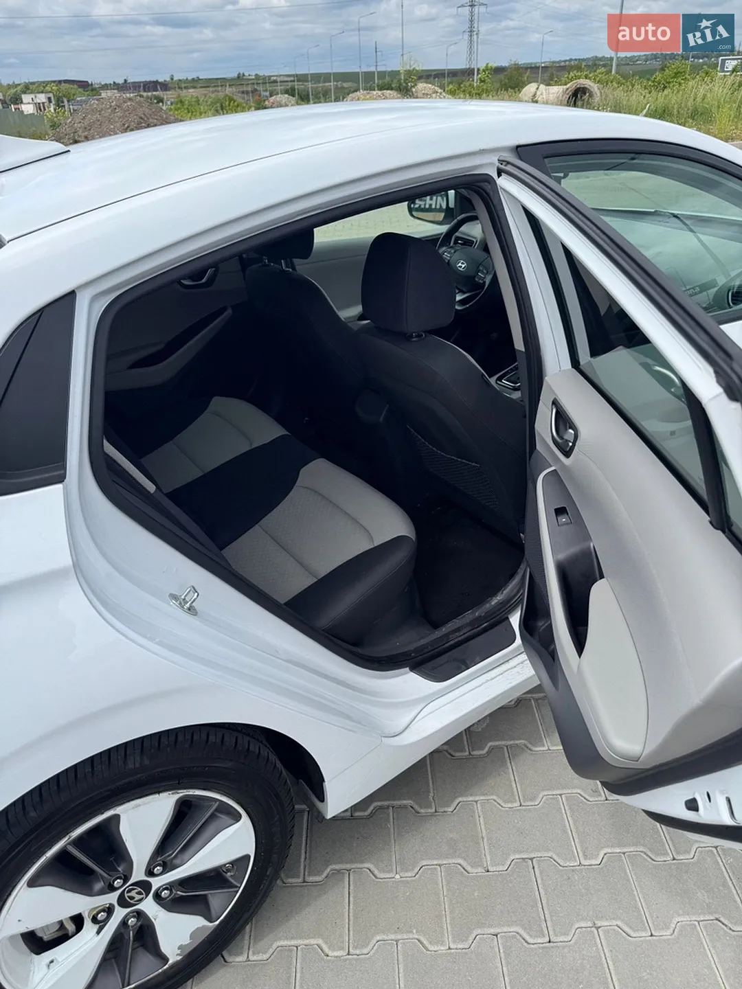 2018 Hyundai IONIQ - мініатюра 16