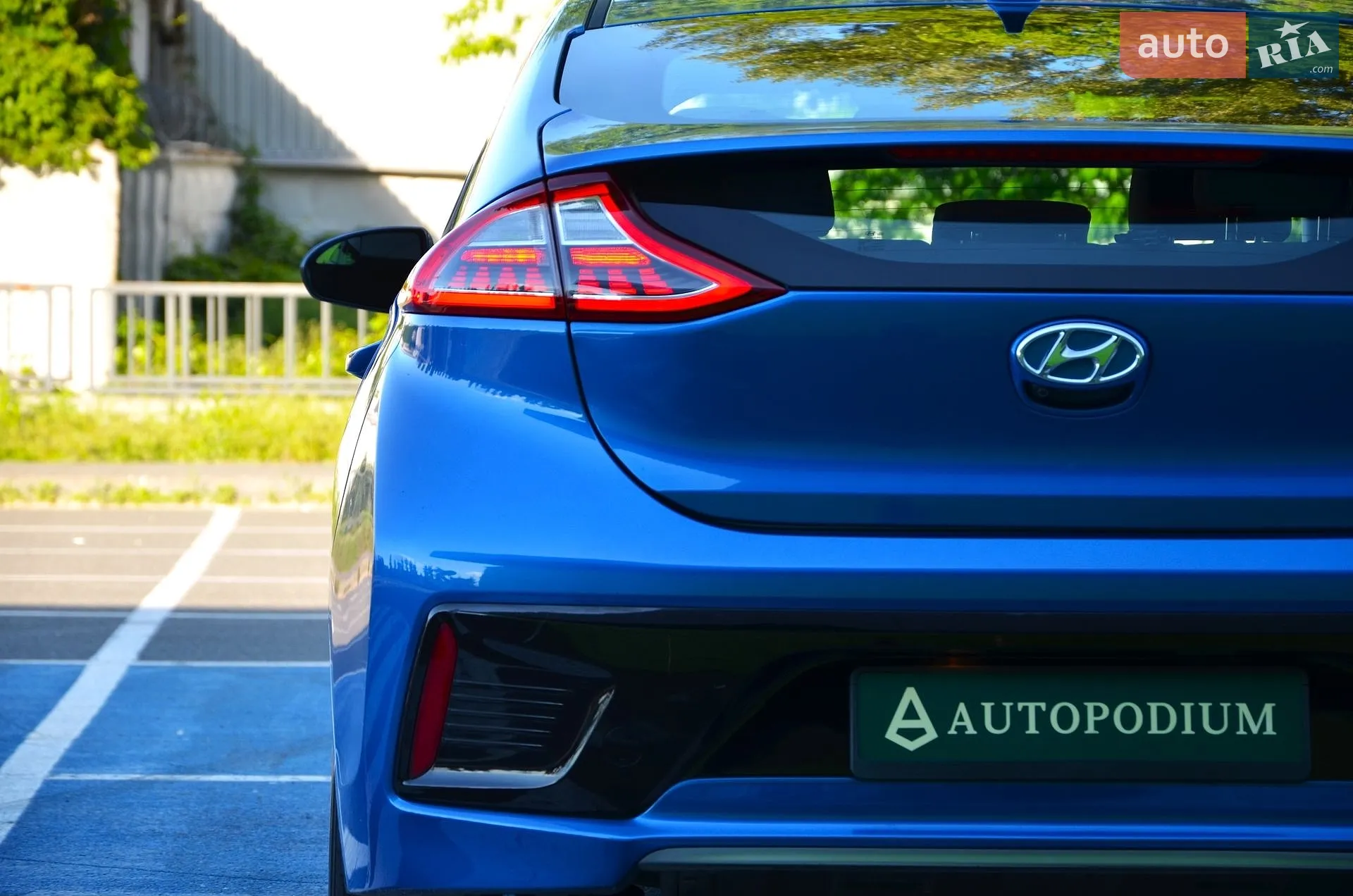 2017 Hyundai IONIQ - мініатюра 15
