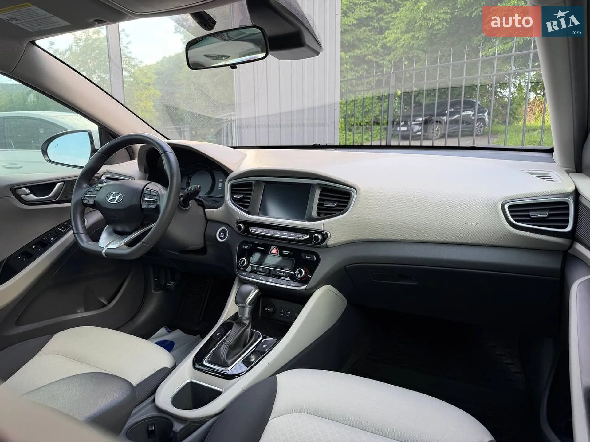 2017 Hyundai IONIQ - мініатюра 33