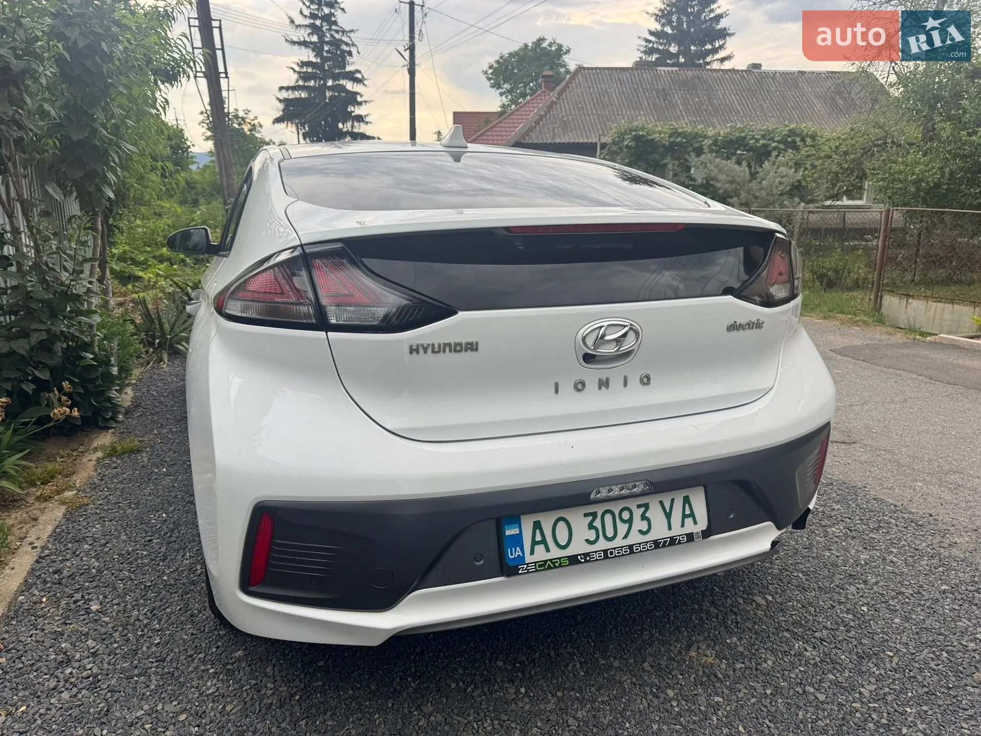 2020 Hyundai IONIQ - мініатюра 8