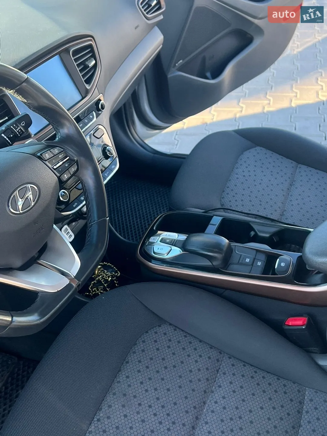 2018 Hyundai IONIQ - мініатюра 15