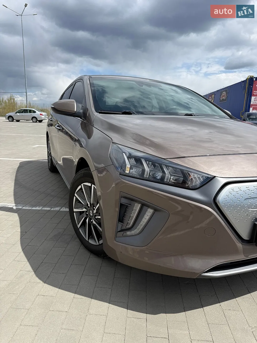 2019 Hyundai IONIQ - фото 1