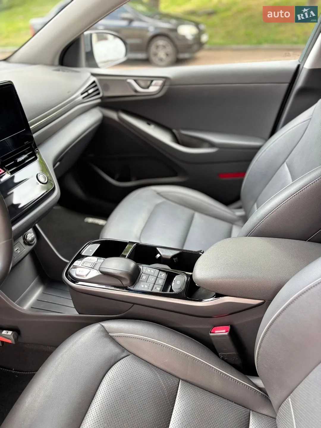 2021 Hyundai IONIQ - мініатюра 21