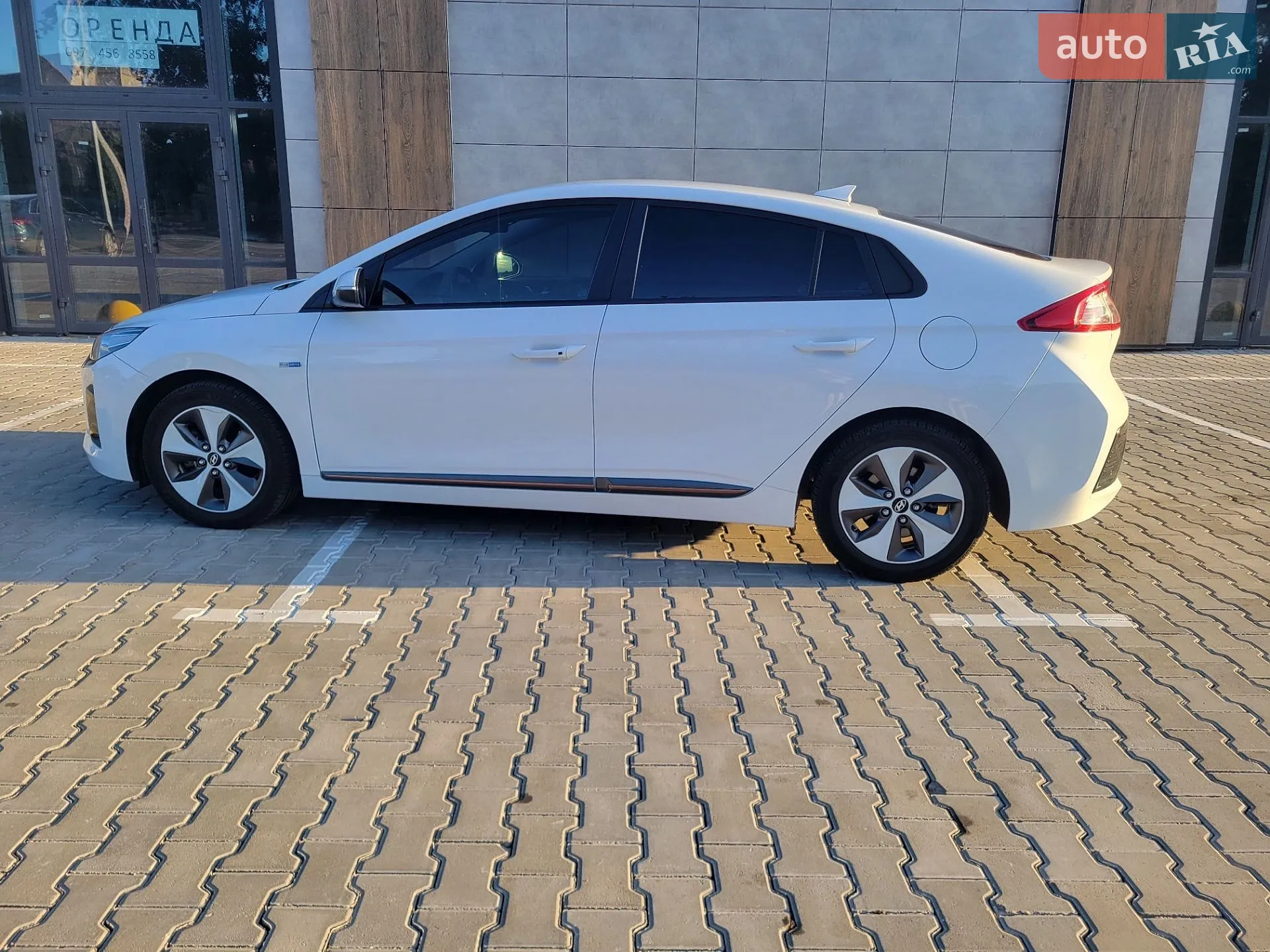 2018 Hyundai IONIQ - мініатюра 11