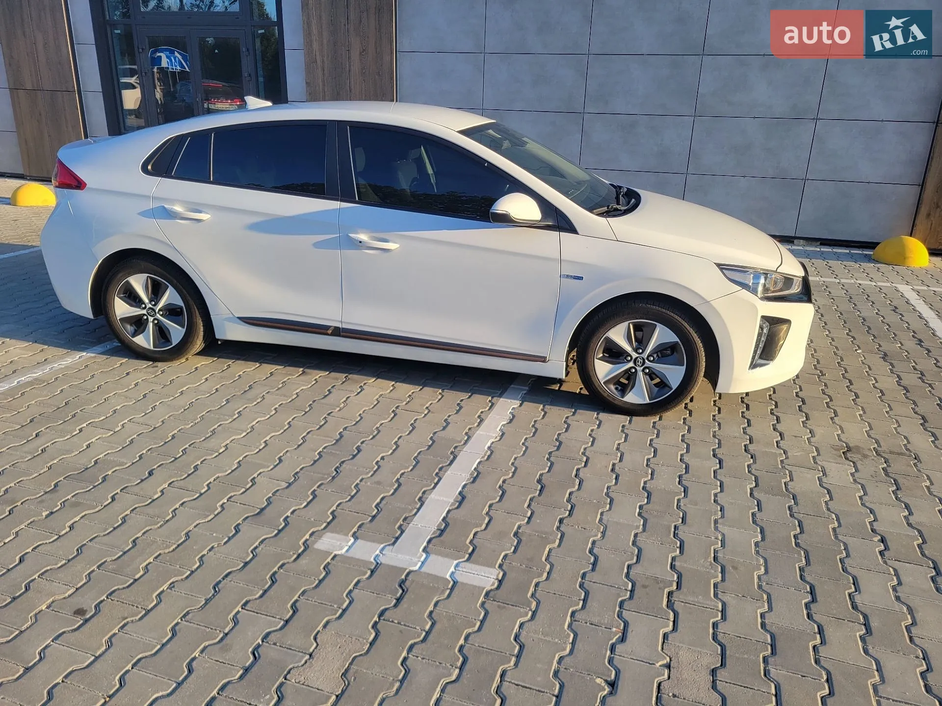 2018 Hyundai IONIQ - мініатюра 17