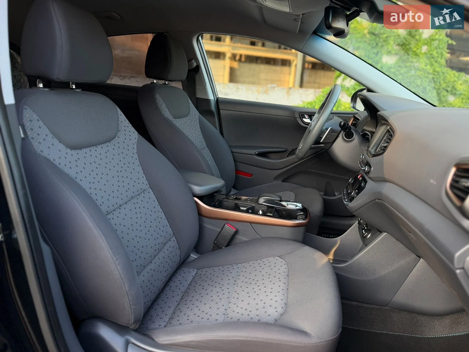 2017 Hyundai IONIQ - мініатюра 23