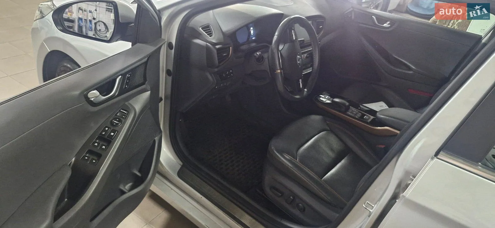 2017 Hyundai IONIQ - мініатюра 22