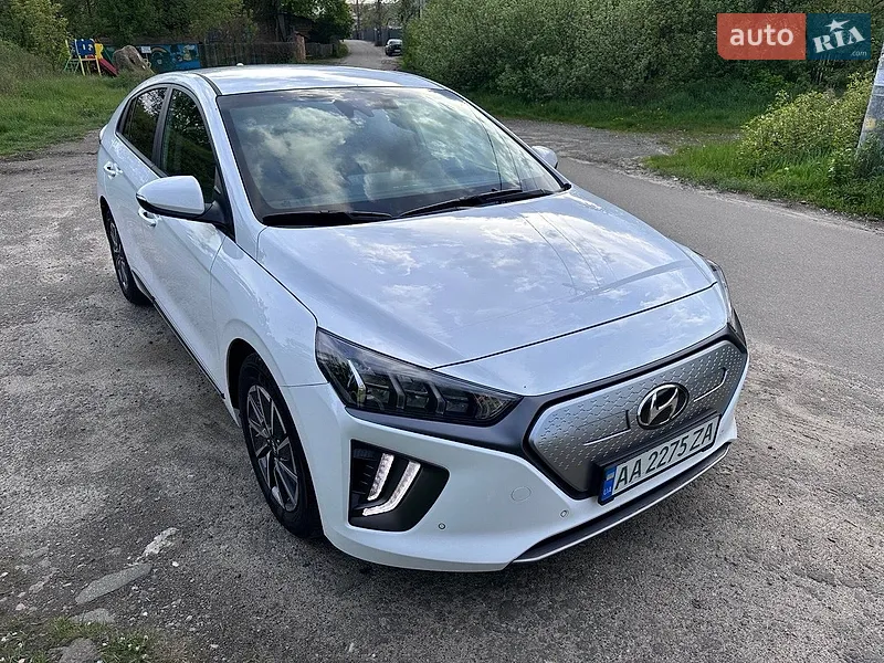 Hyundai Ioniq 2021