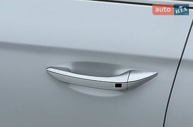 Хэтчбек Hyundai Ioniq 2016 в Луцке
