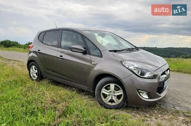 Хэтчбек Hyundai ix20 2012 в 
