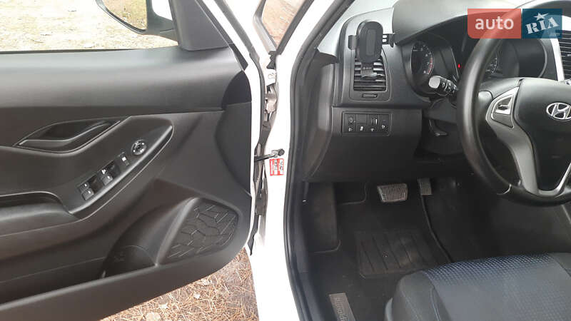 Хетчбек Hyundai ix20 2013 в Житомирі фото 24 Хетчбек Hyundai ix20 2013 в Житомирі