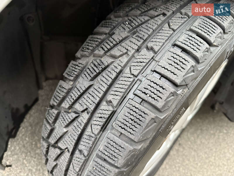 Хэтчбек Hyundai ix20 2012 в Киеве фото 15 Хэтчбек Hyundai ix20 2012 в Киеве