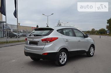 Внедорожник / Кроссовер Hyundai ix35 2011 в Харькове