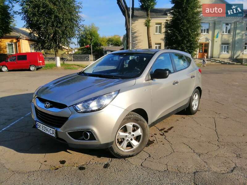Позашляховик / Кросовер Hyundai ix35 2010 в Костопілі фото 15 Позашляховик / Кросовер Hyundai ix35 2010 в Костопілі