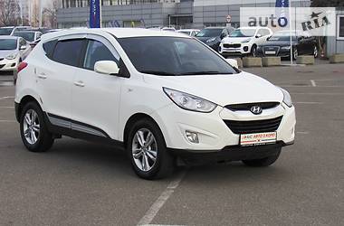 Внедорожник / Кроссовер Hyundai ix35 2011 в Киеве