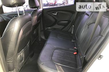 Позашляховик / Кросовер Hyundai ix35 2011 в 