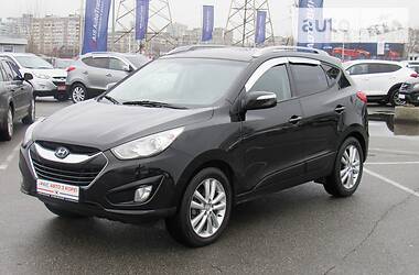 Позашляховик / Кросовер Hyundai ix35 2011 в 