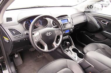 Позашляховик / Кросовер Hyundai ix35 2011 в 