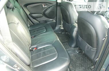 Позашляховик / Кросовер Hyundai ix35 2011 в 