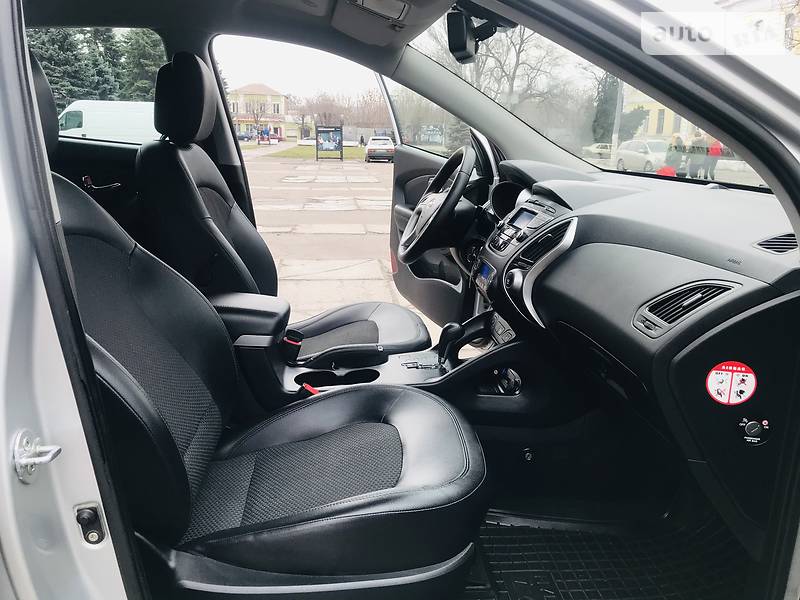 Внедорожник / Кроссовер Hyundai ix35 2012 в Каменском