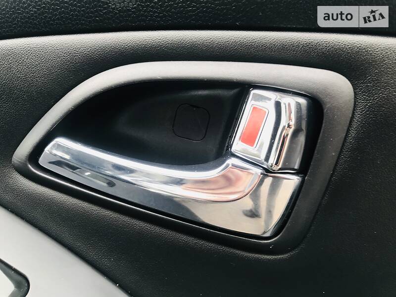 Внедорожник / Кроссовер Hyundai ix35 2012 в Каменском