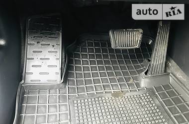 Позашляховик / Кросовер Hyundai ix35 2012 в 