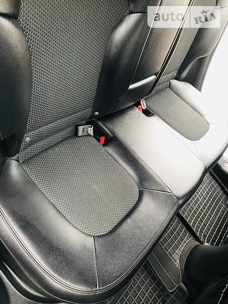 Внедорожник / Кроссовер Hyundai ix35 2012 в Каменском