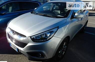 Позашляховик / Кросовер Hyundai ix35 2015 в 