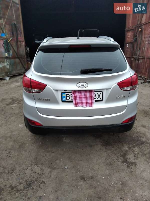 Внедорожник / Кроссовер Hyundai ix35 2011 в Кривом Озере