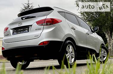 Позашляховик / Кросовер Hyundai ix35 2012 в 