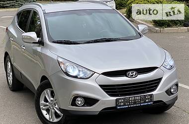 Позашляховик / Кросовер Hyundai ix35 2012 в 
