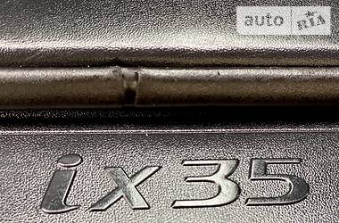 Позашляховик / Кросовер Hyundai ix35 2012 в 