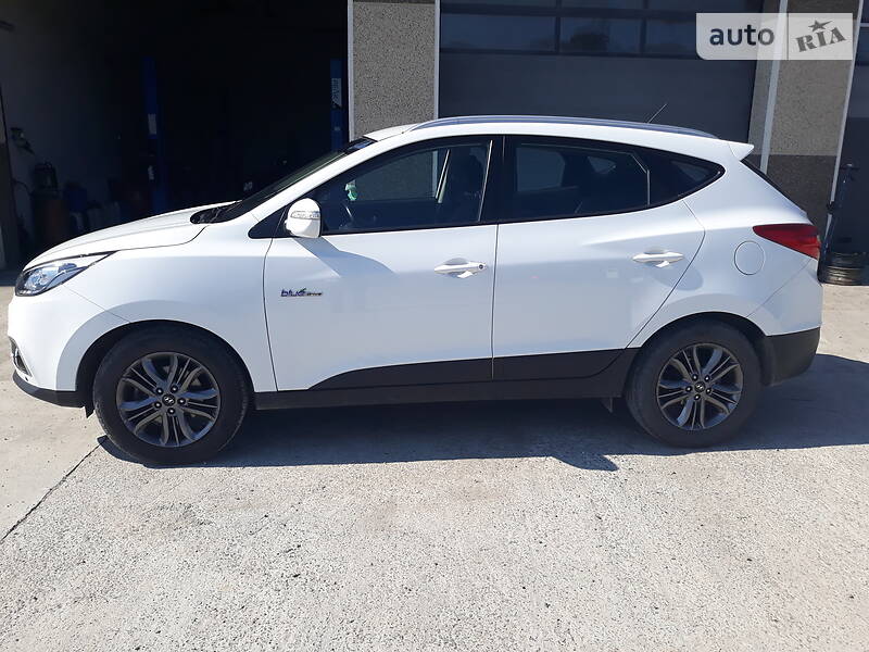 Позашляховик / Кросовер Hyundai ix35 2015 в Львові
