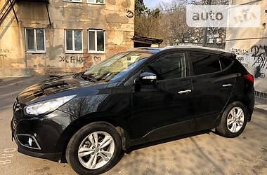 Позашляховик / Кросовер Hyundai ix35 2010 в Одесі